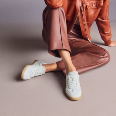 White - Hermès women's shoes & leather footwear | Hermès Mainland